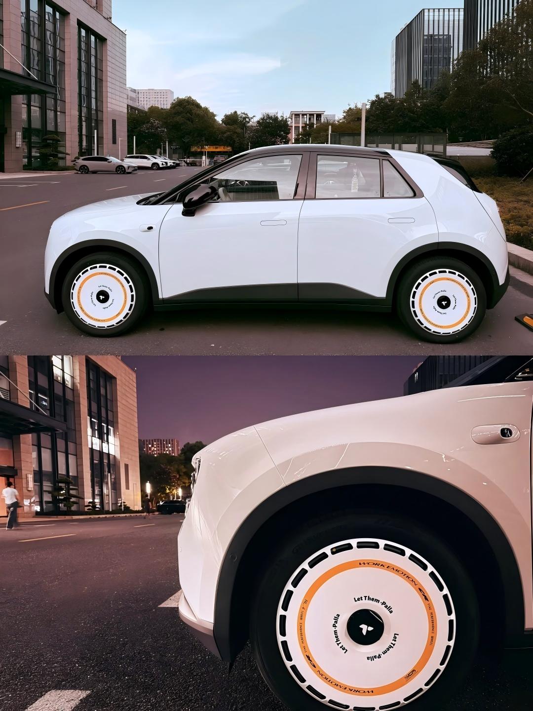 Firefly 18-Inch Universal Wheel Covers (4-Pack) - Replaceable Rim Protectors with Scratch-Resistant Durability & Easy Center-Lock Installation